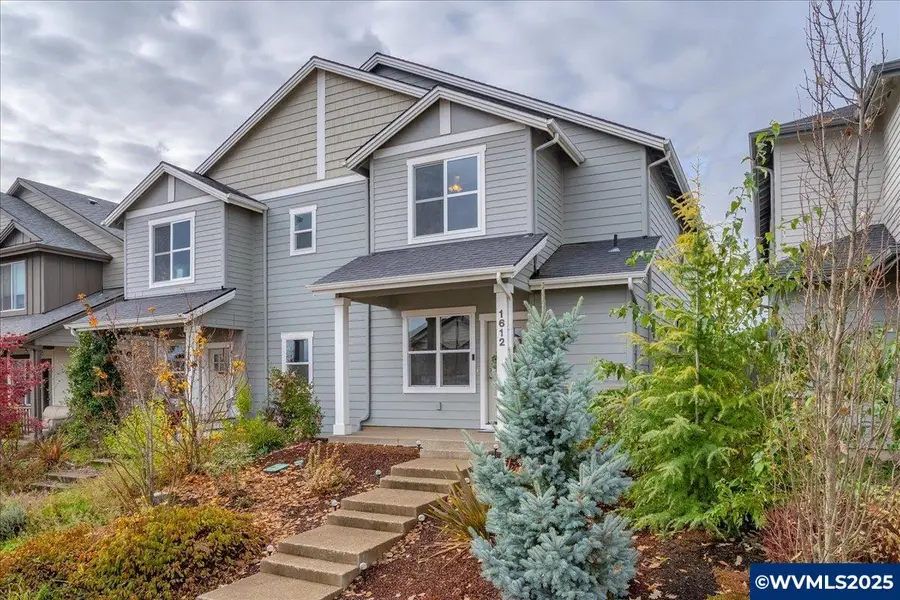 1612 SE Barberry Av, Dallas, OR 97338 - Image #2