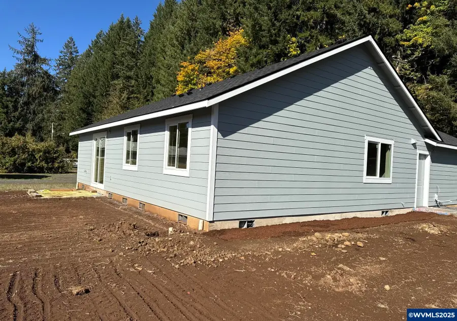 2191  Ames Creek Rd, Sweet Home, OR 97386 - Image #2