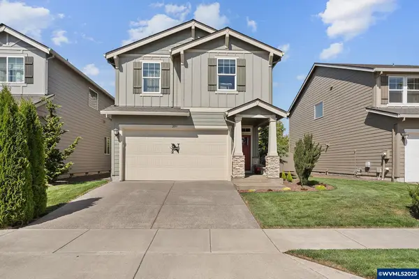 2091  35th Av, Forest Grove, OR 97116