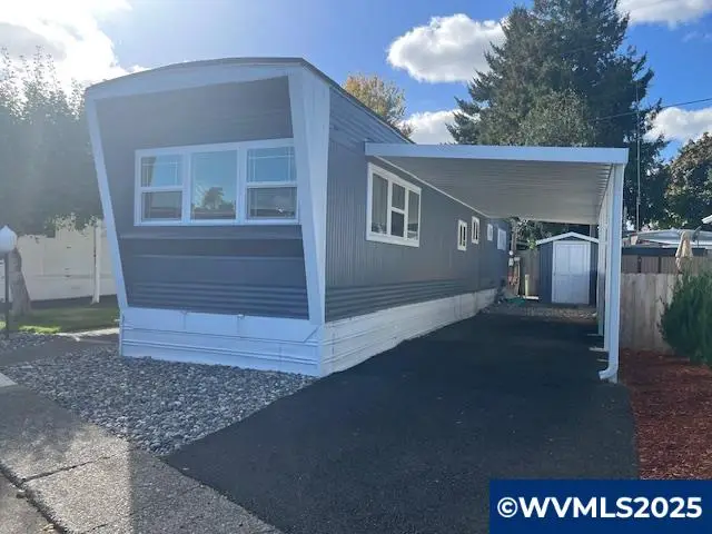 16901 SE Division St, Portland, OR 97236 - Image #1