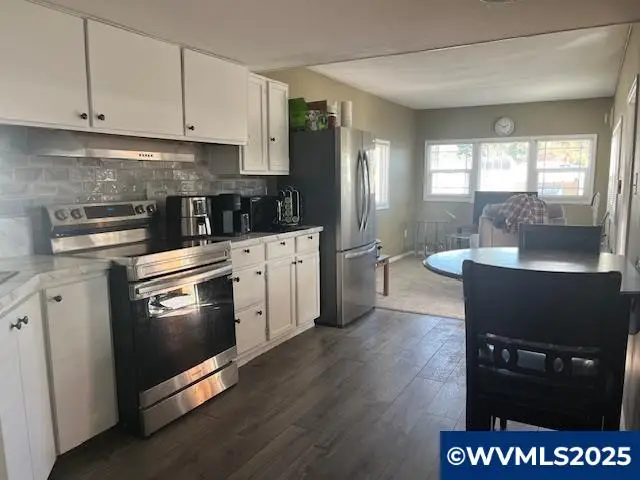 16901 SE Division St, Portland, OR 97236 - Image #3