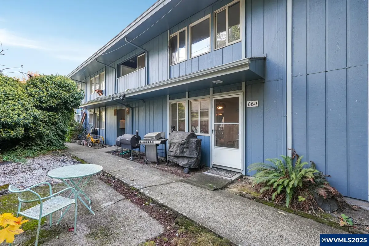 664  Thompson Av NE, Salem, OR 97301 - Image #1