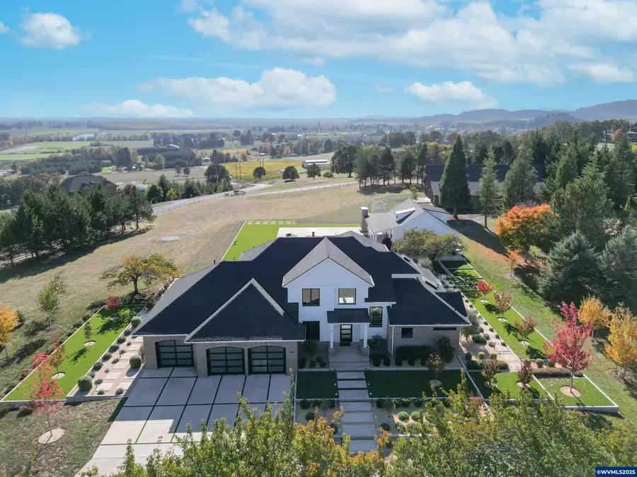 1380 NE Avalon Pl, Corvallis, OR 97330 - Image #2