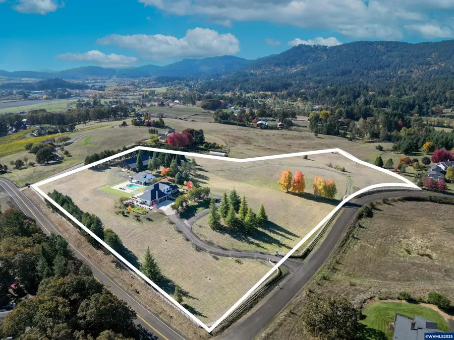 1380 NE Avalon Pl, Corvallis, OR 97330 - Image #3