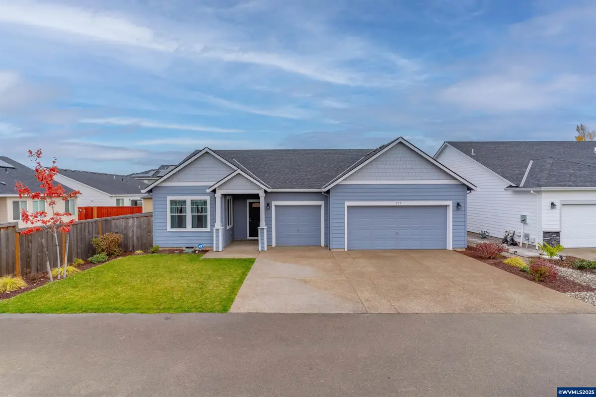 855  8th St, Gervais, OR 97026 - Image #1