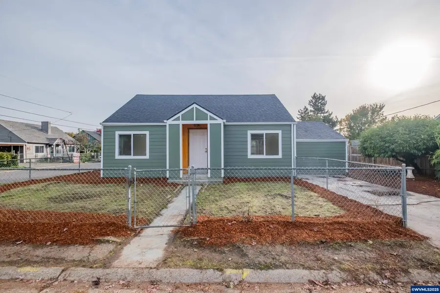 2194  Vaughn Av NE, Salem, OR 97301 - Image #2