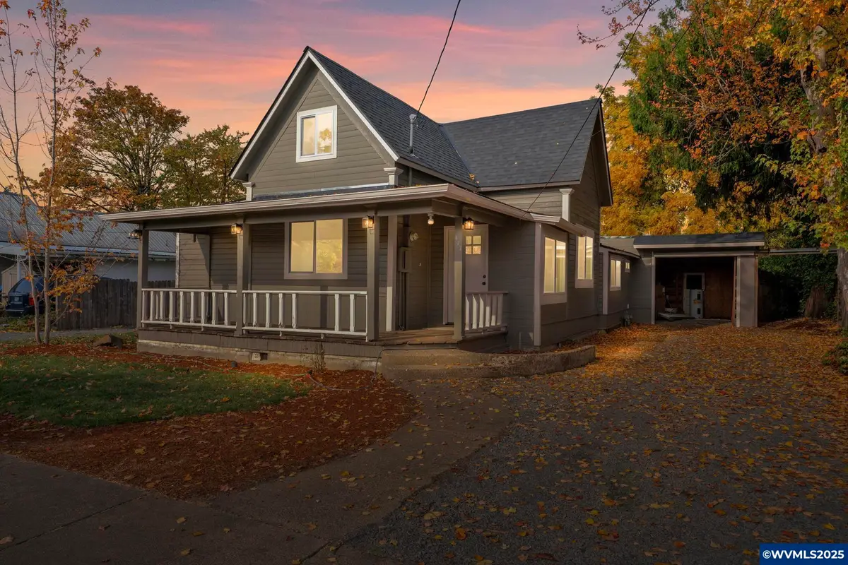 477 W Sherman St, Lebanon, OR 97355 - Image #1