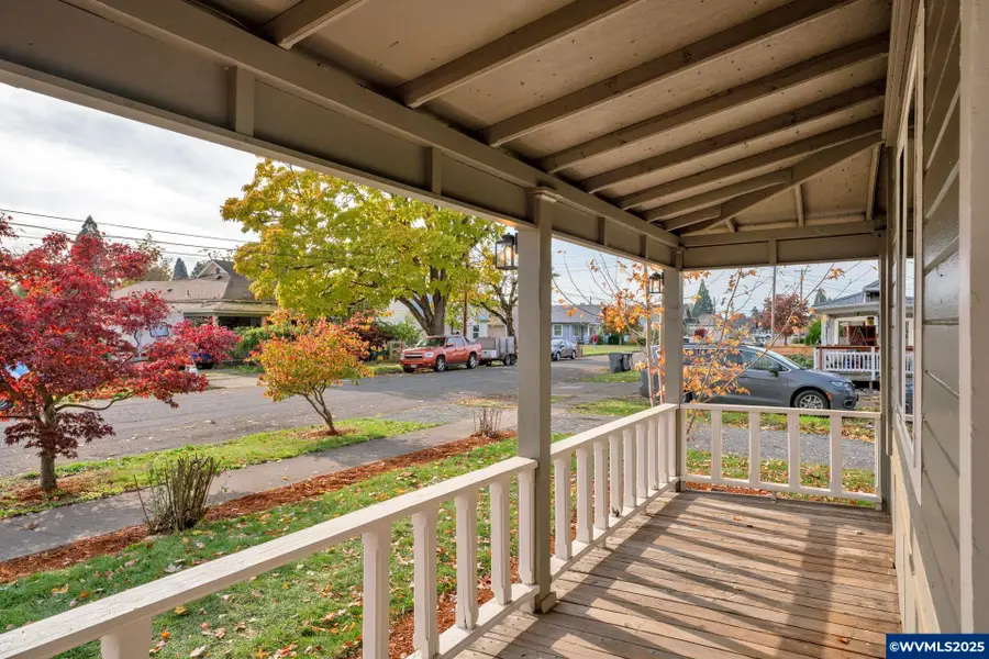 477 W Sherman St, Lebanon, OR 97355 - Image #3