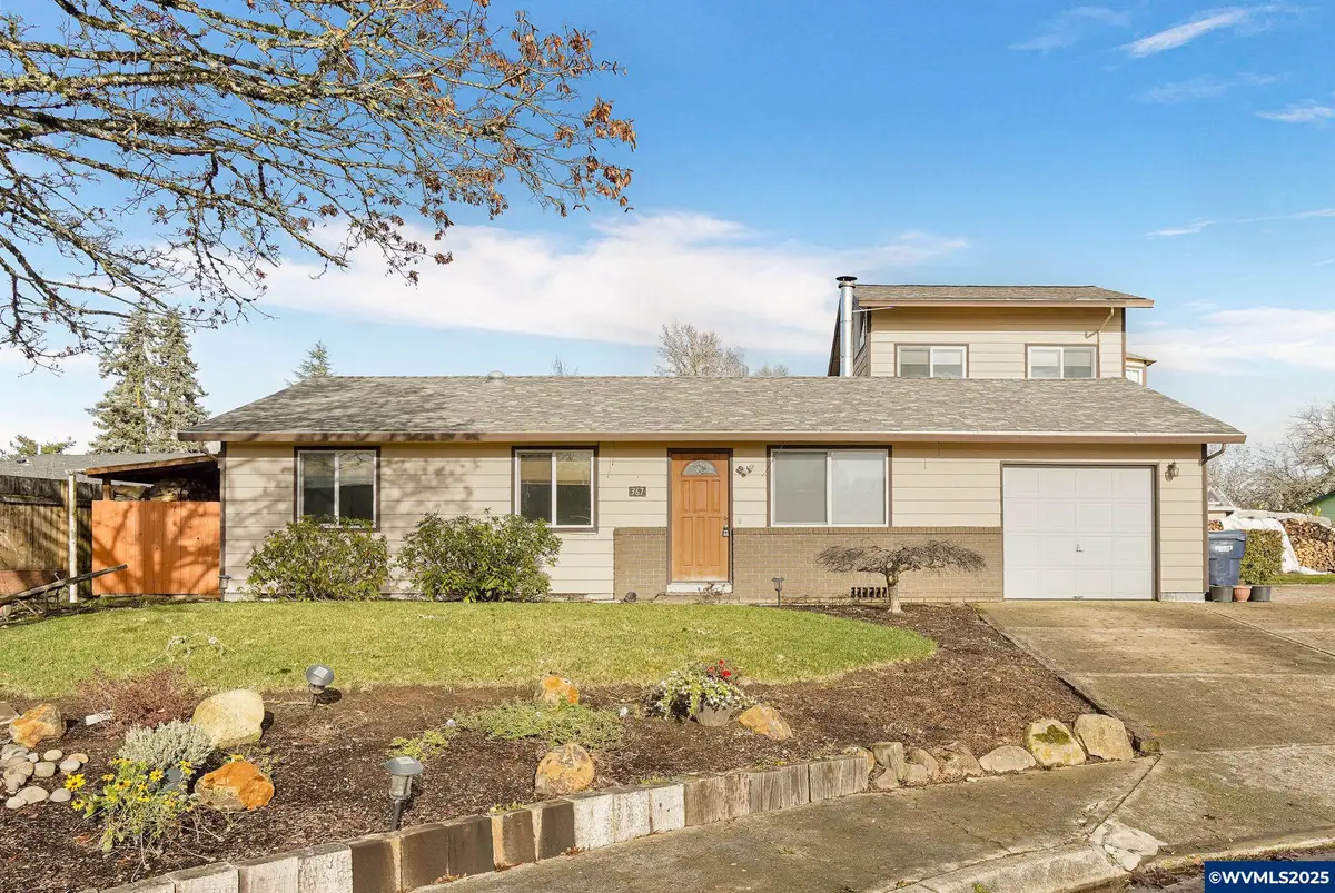 367  Spruce Ct, Independence, OR 97351 - Image #1