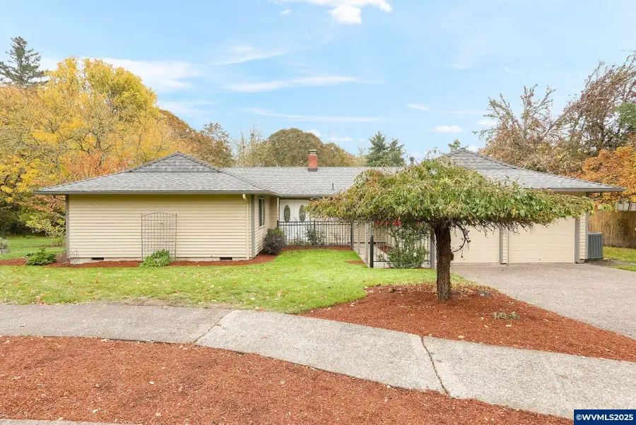 3055 NW Seneca Pl, Corvallis, OR 97330 - Image #2