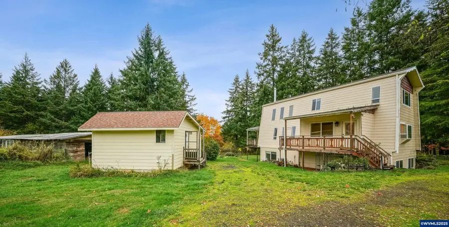 20125  McKillop Rd, Scotts Mills, OR 97375 - Image #2