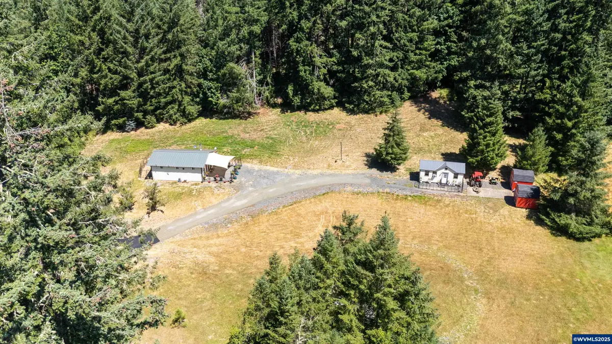 42531  Upper Calapooia Dr, Sweet Home, OR 97386 - Image #1
