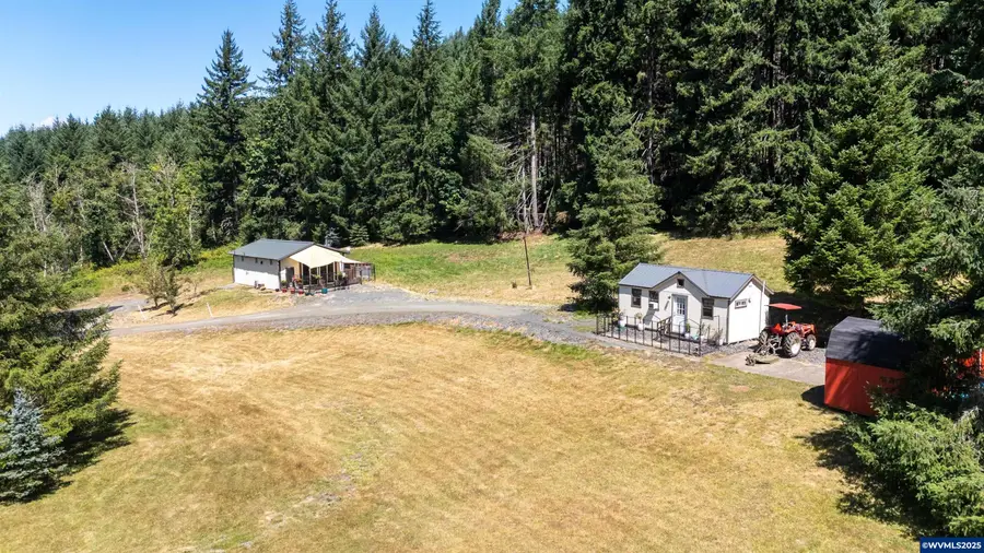 42531  Upper Calapooia Dr, Sweet Home, OR 97386 - Image #2