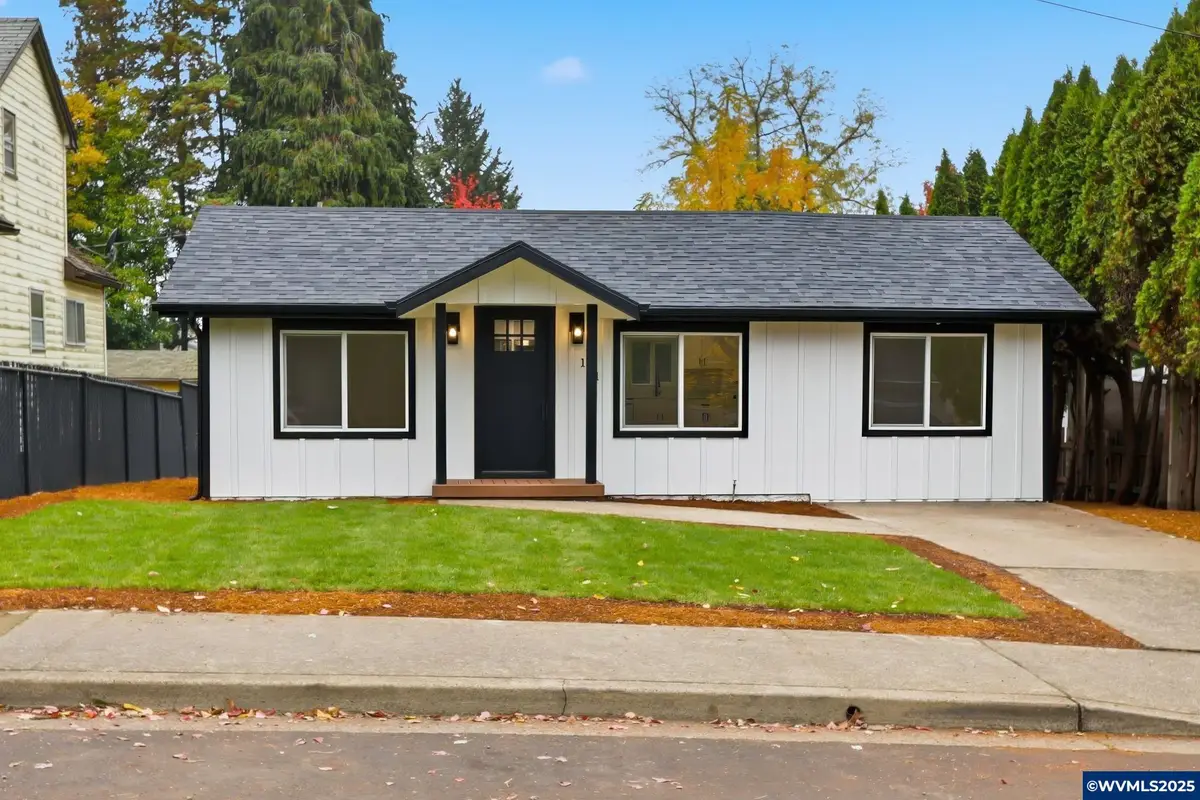 161 NW freeman Av, Hillsboro, OR 97124 - Image #1