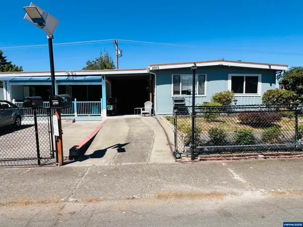 2971  Surfwood (-2973) Dr NE, Salem, OR 97305