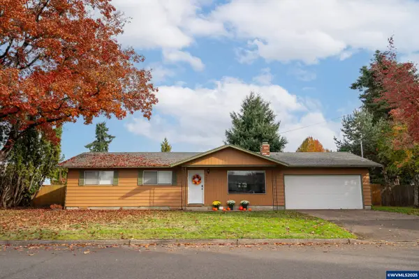 3472  Hoodview Dr, Hubbard, OR 97032