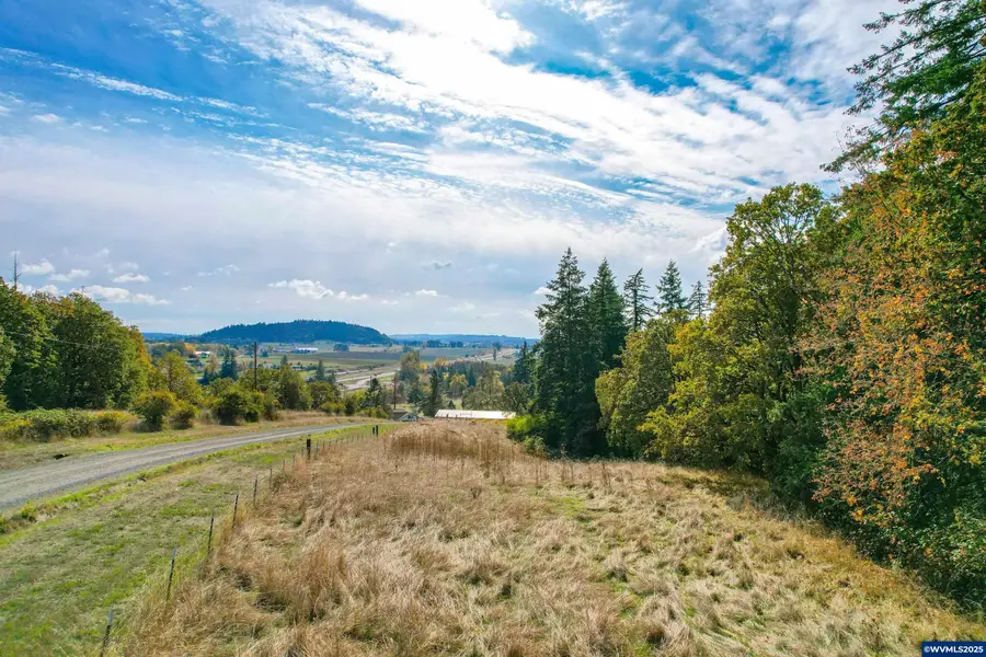 10865  South View Lp SE, Jefferson, OR 97352 - Image #3