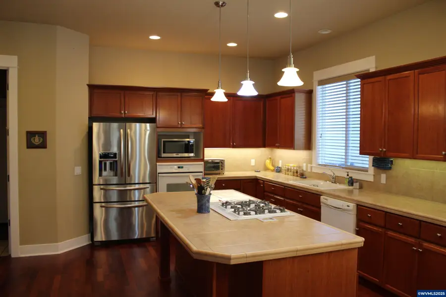 4900 SW Hollyhock Cir, Corvallis, OR 97333 - Image #3