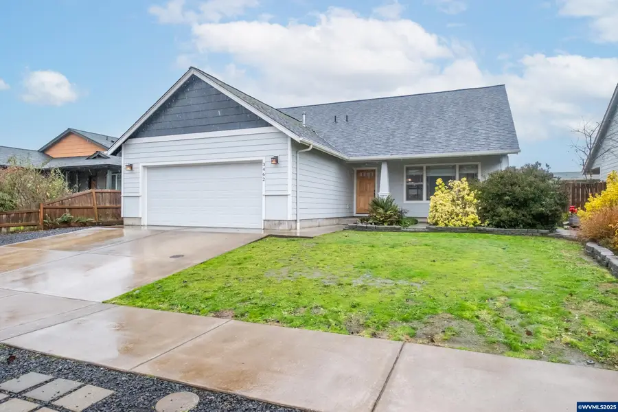 3462  Bald Eagle Dr, Lebanon, OR 97355 - Image #2