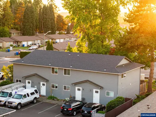 1001  Ring St NE, Keizer, OR 97303