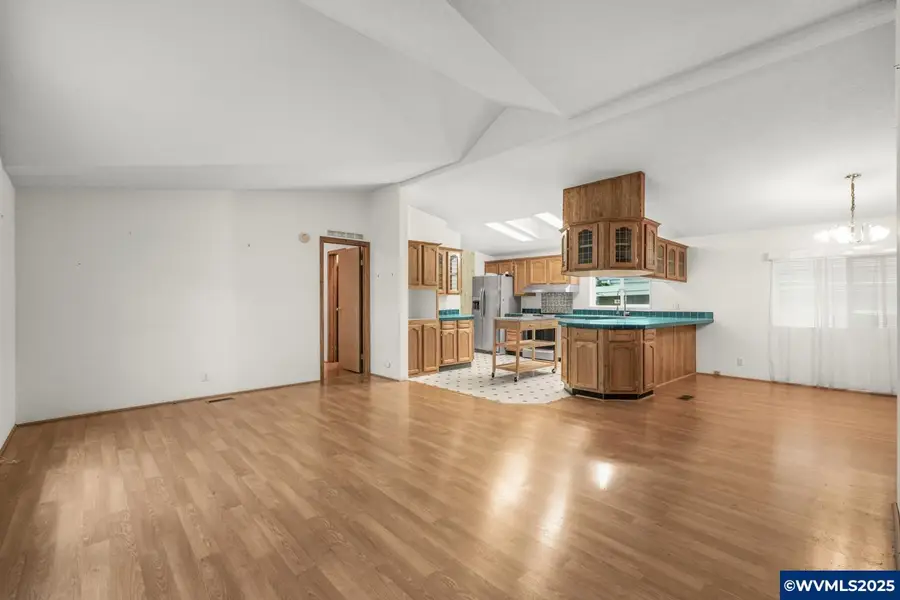 5422  Portland Rd, Salem, OR 97305 - Image #3