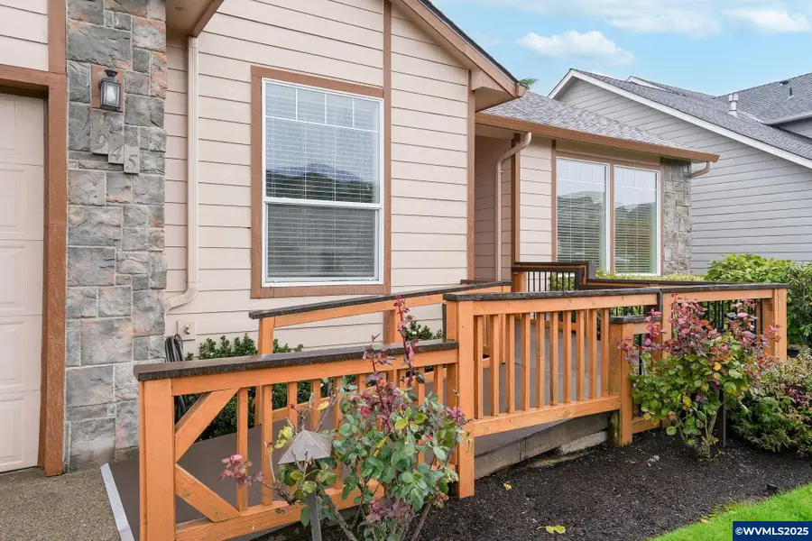 945  Caradon Ct NW, Salem, OR 97304 - Image #3