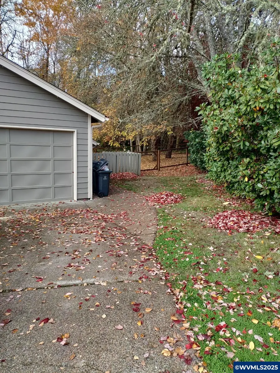 3146 NW Greenbriar Pl, Corvallis, OR 97330 - Image #2