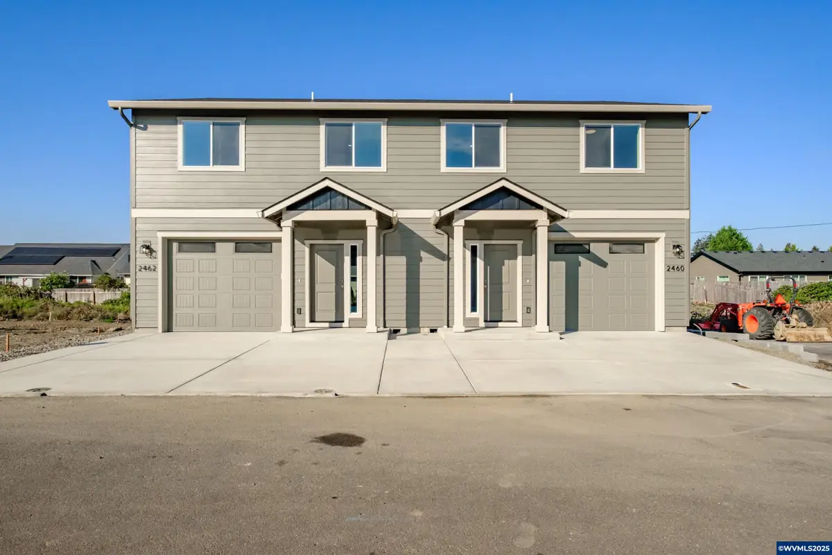 2488  Roll Tide (-2490) Ct, Lebanon, OR 97355 - Image #1