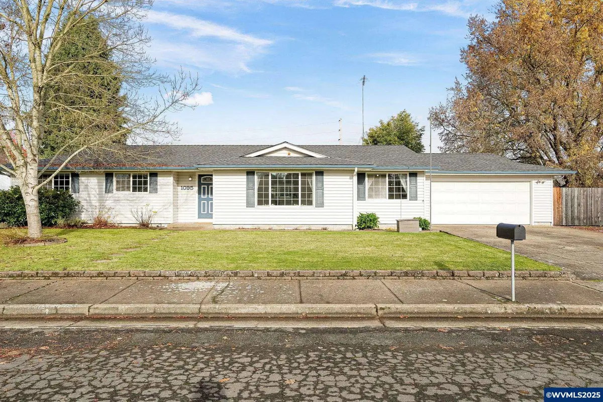 1095  33rd Av SW, Albany, OR 97321 - Image #1