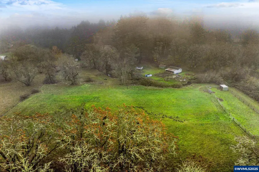 30450  Butte Creek Rd, Lebanon, OR 97355 - Image #2