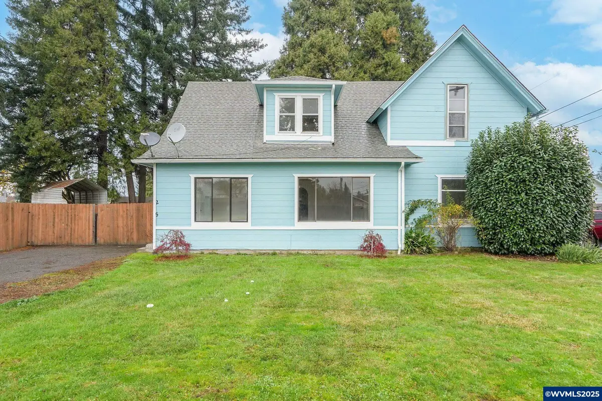 205 E Pine St, Lebanon, OR 97355 - Image #1