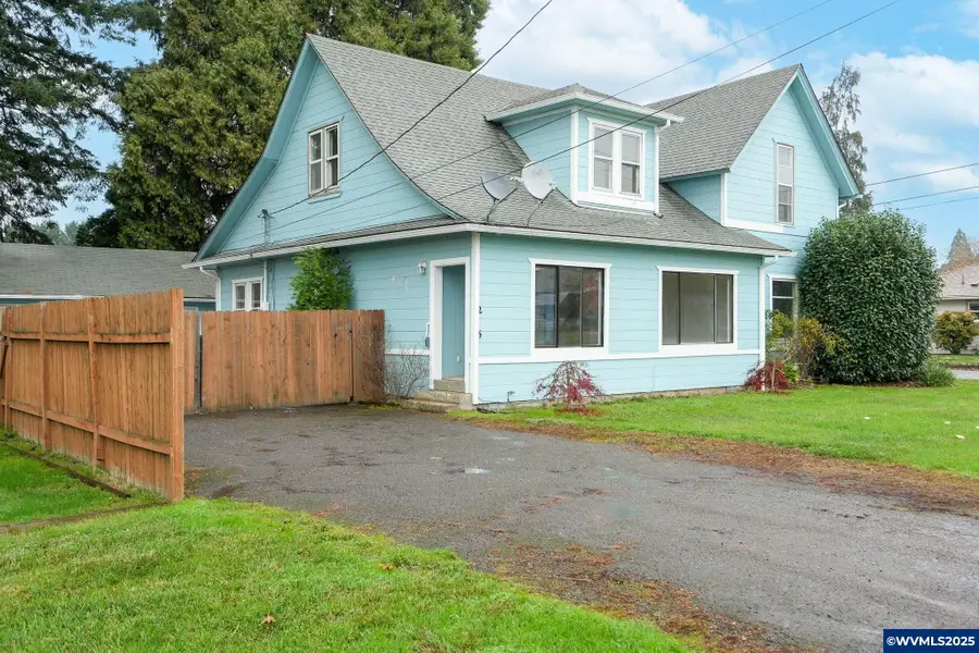 205 E Pine St, Lebanon, OR 97355 - Image #3