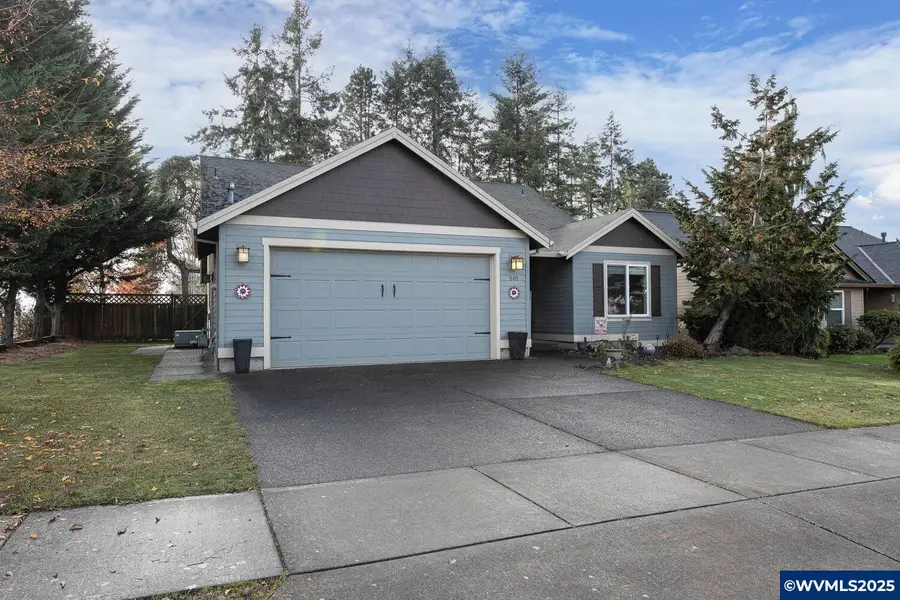 940  Hayes St, Mount Angel, OR 97362 - #3