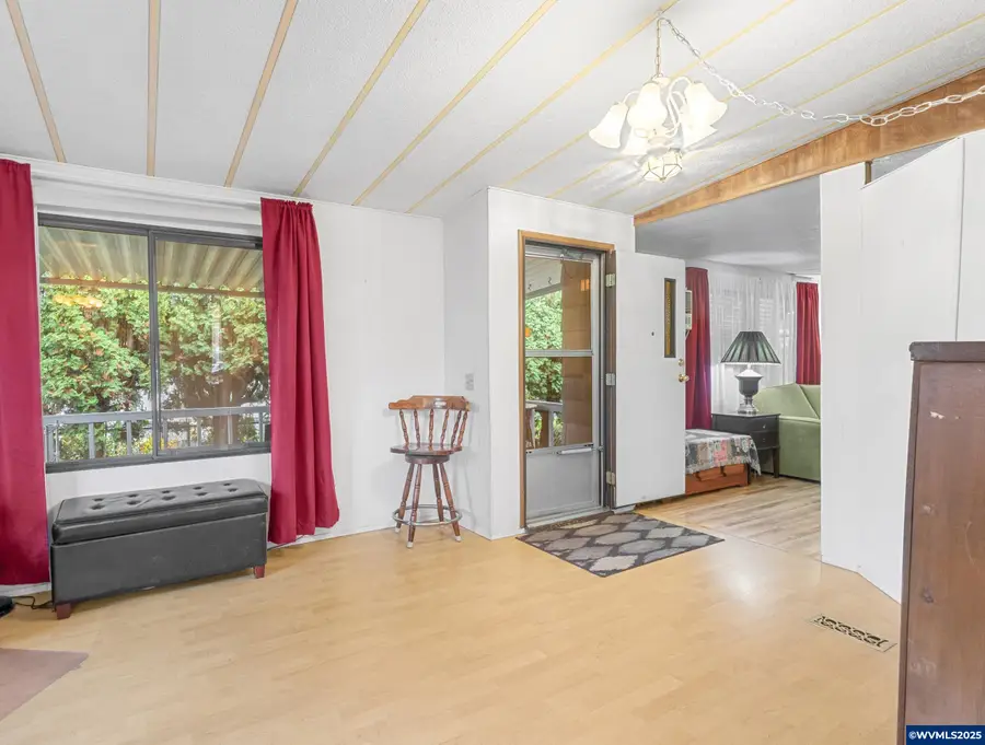 4915  Swegle Rd, Salem, OR 97301 - Image #3