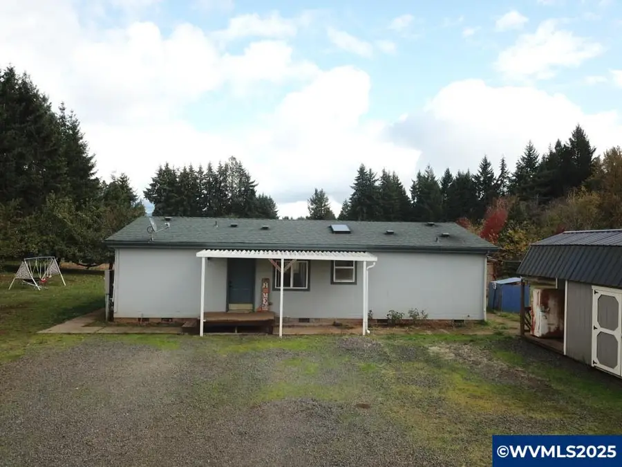34125 E Lacomb Rd, Lebanon, OR 97355 - Image #2