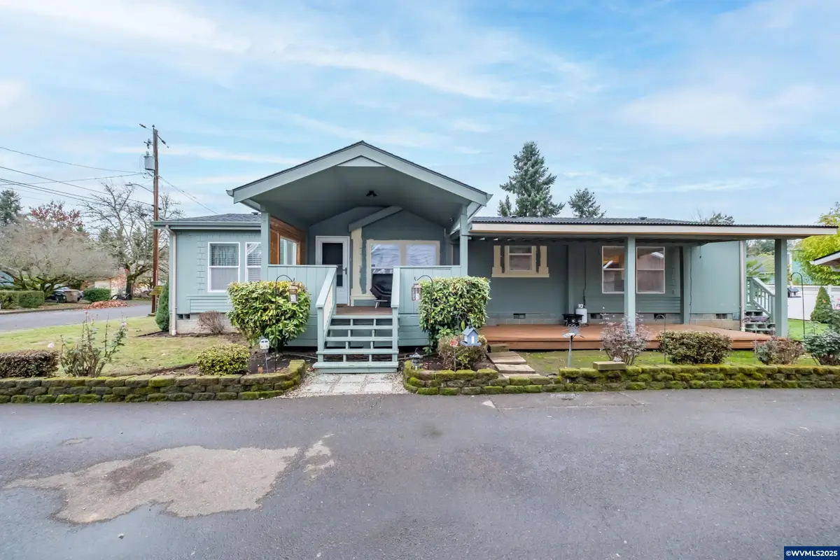 1065  23rd Av, Sweet Home, OR 97386 - Image #1
