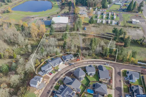 1401  45th Av, Sweet Home, OR 97386