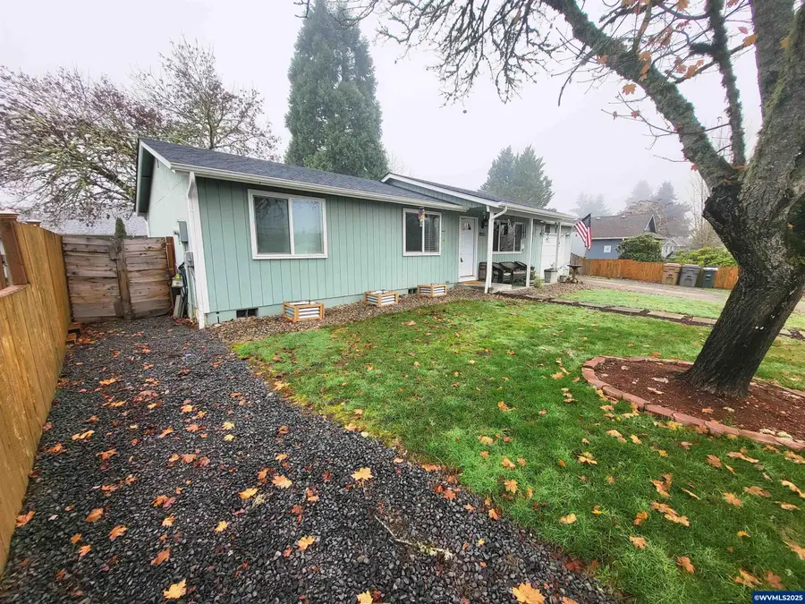 972  29th Av, Sweet Home, OR 97386 - Image #3