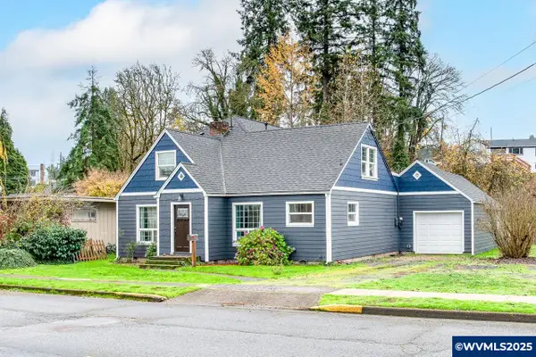 775  Long St, Sweet Home, OR 97386