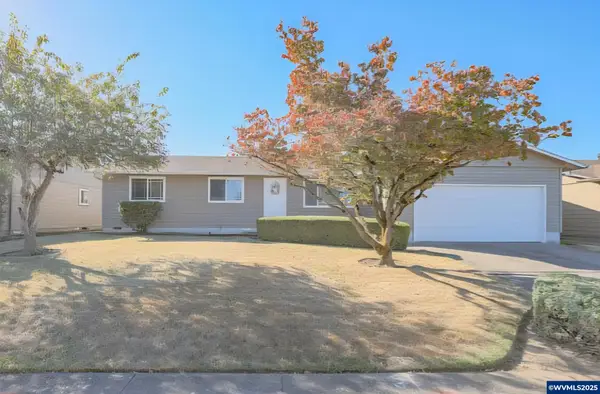 1562  River Rock Dr NE, Keizer, OR 97303