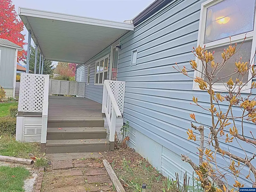 2796 S Main St, Lebanon, OR 97355 - Image #2