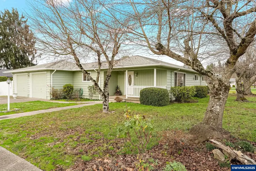 579 E Robidoux St, Stayton, OR 97383 - Image #3