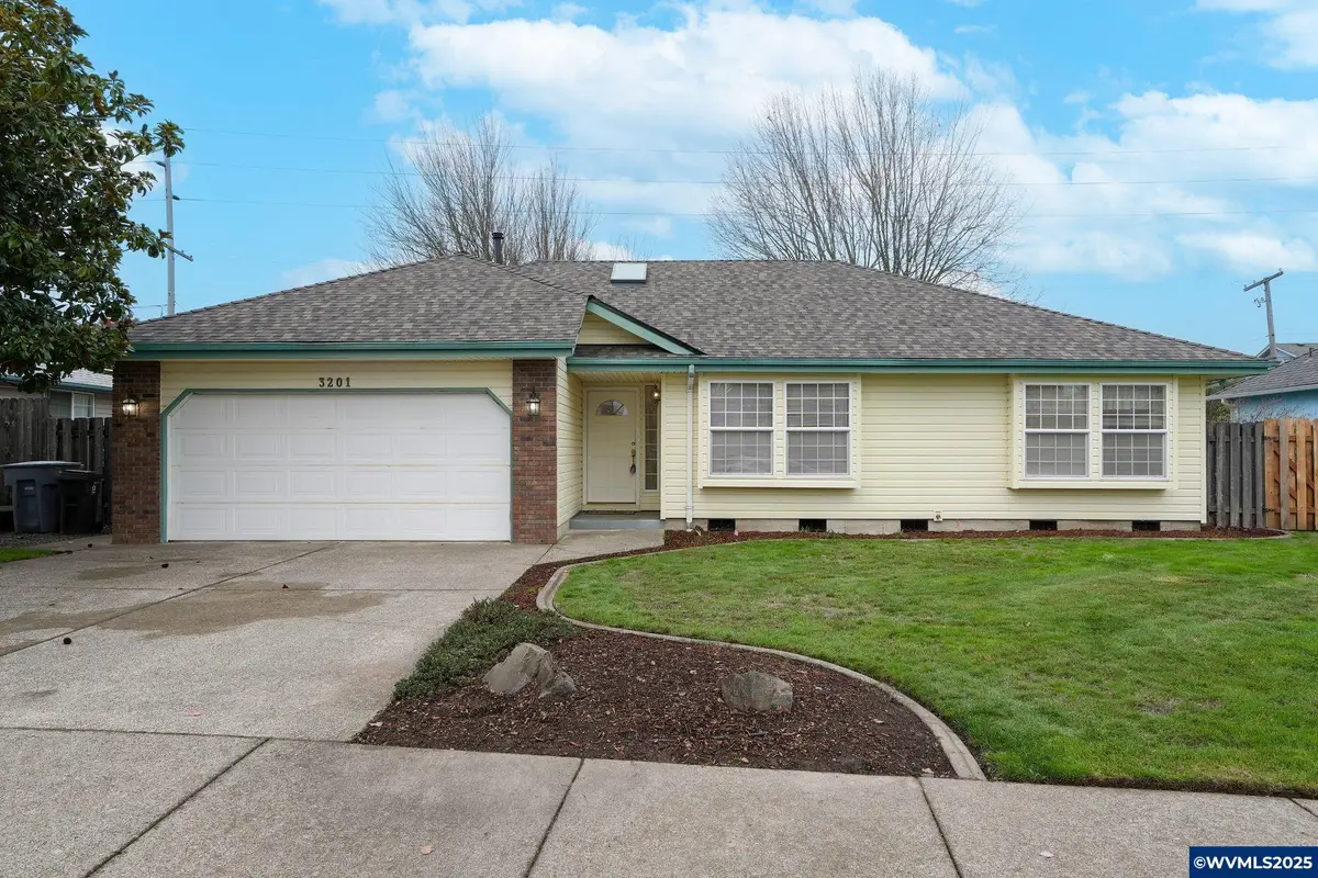 3201 SE 18th Av, Albany, OR 97322 - Image #1
