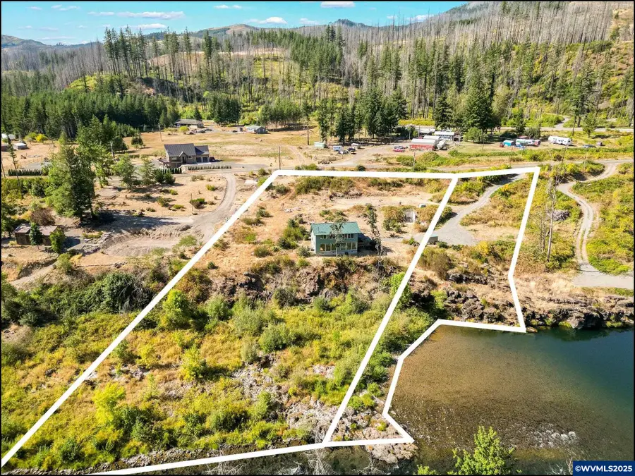 33910  Railroad Av SE, Gates, OR 97346 - Image #2