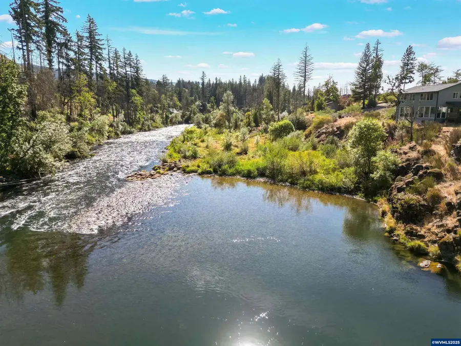 33910  Railroad Av SE, Gates, OR 97346 - Image #3