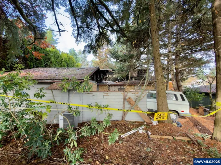 4455  Matthews Lp S, Salem, OR 97302 - Image #2