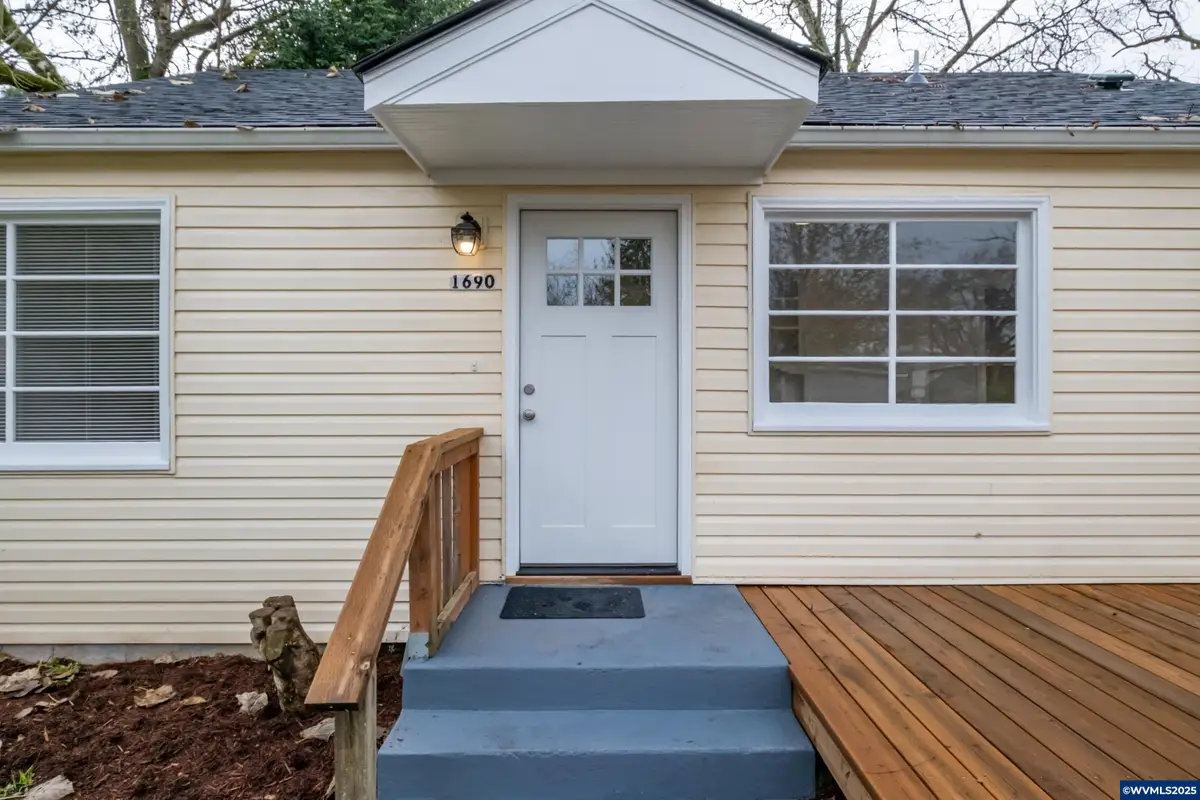 1690  Trade St SE, Salem, OR 97301 - Image #1