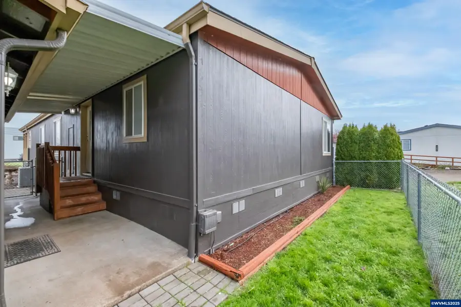 200  Market #258 St, Lebanon, OR 97355 - Image #3