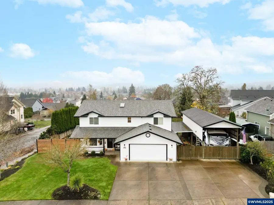 355 NW Fairhaven Ln, Dallas, OR 97338 - Image #2