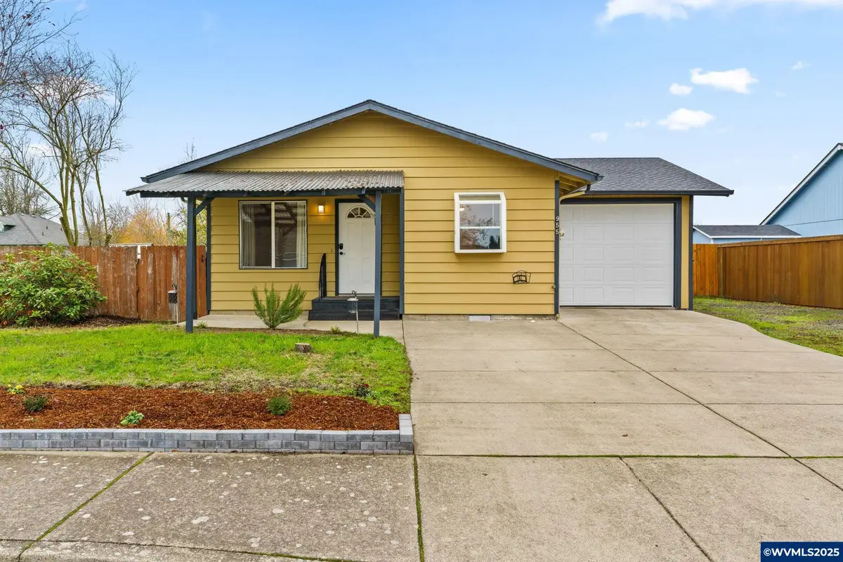 955  Territorial St, Harrisburg, OR 97446 - Image #1